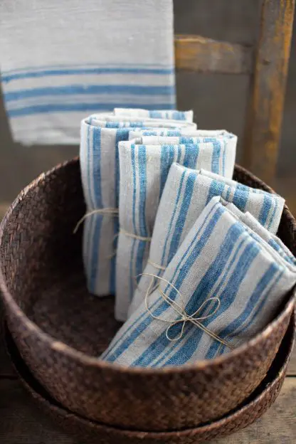 Gift Box | Set of Two Kitchen Towels + Wipe | Blue Christmas - Image 5