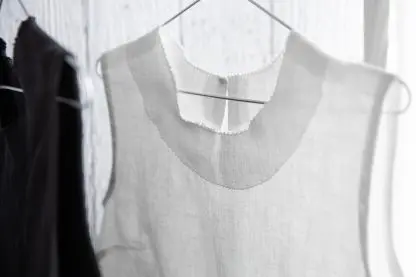 Juliette Top | Pure Lightweight Linen - Image 7